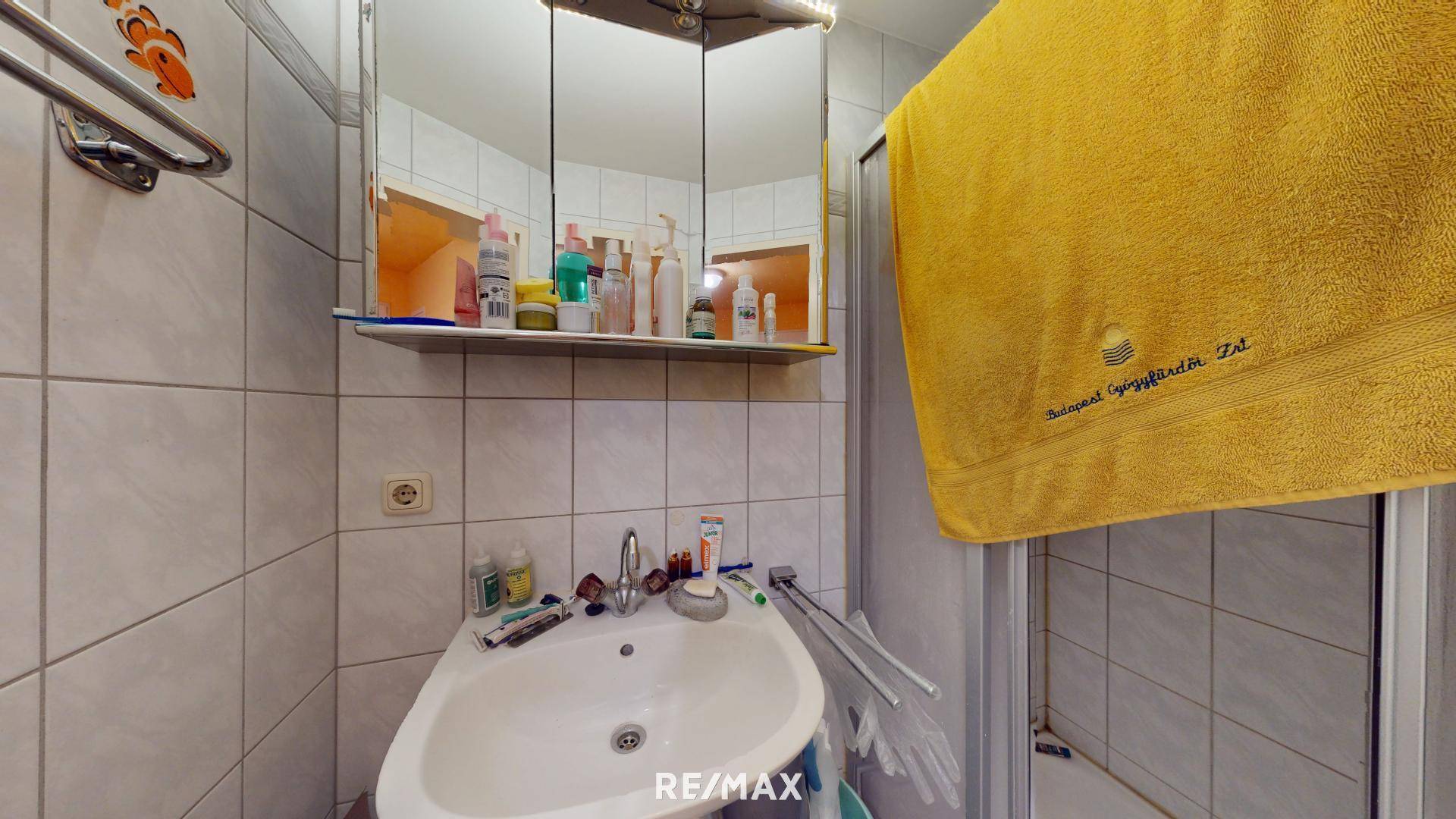 Bad mit Dusche