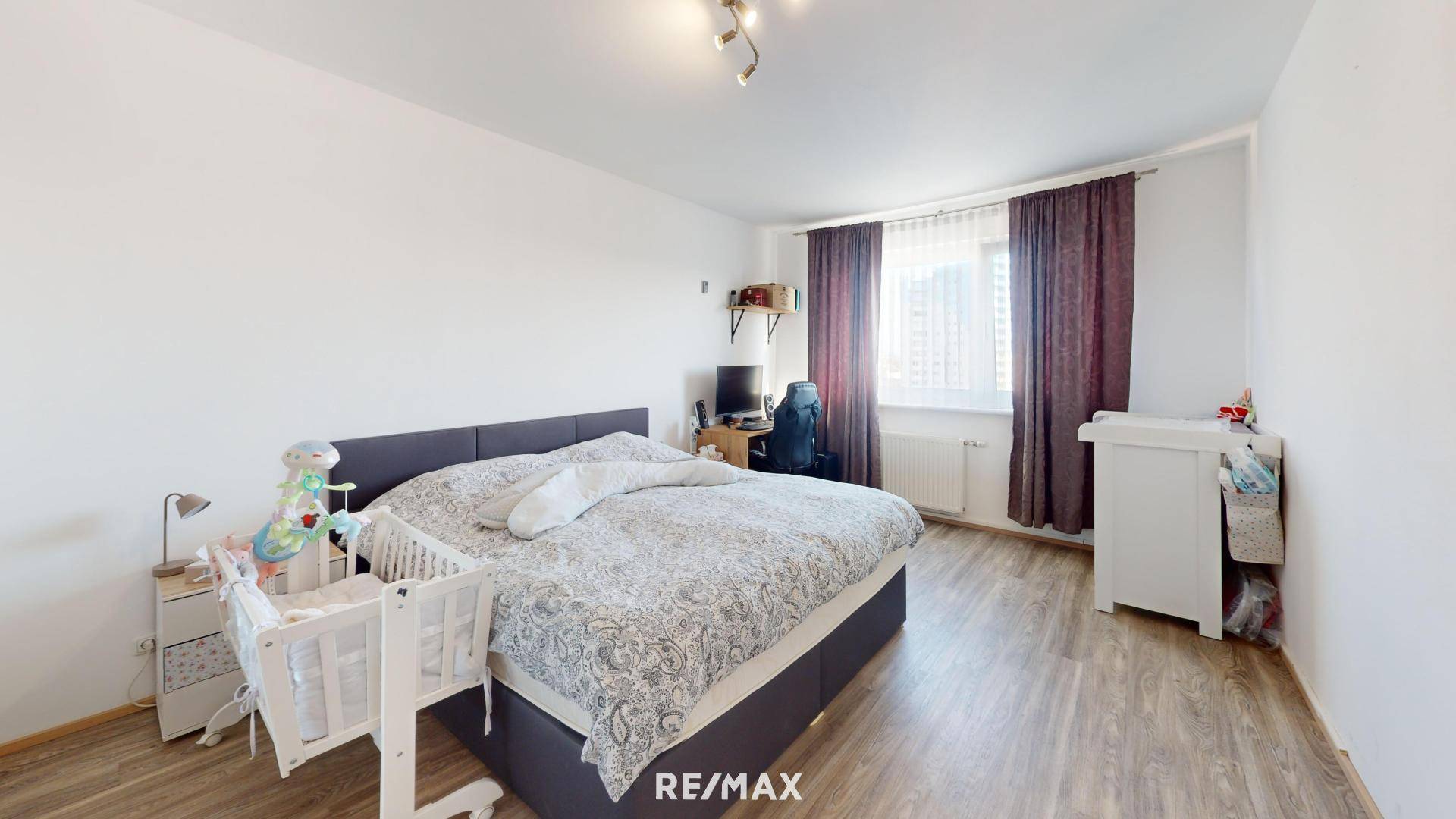 Schlafzimmer anderer Winkel