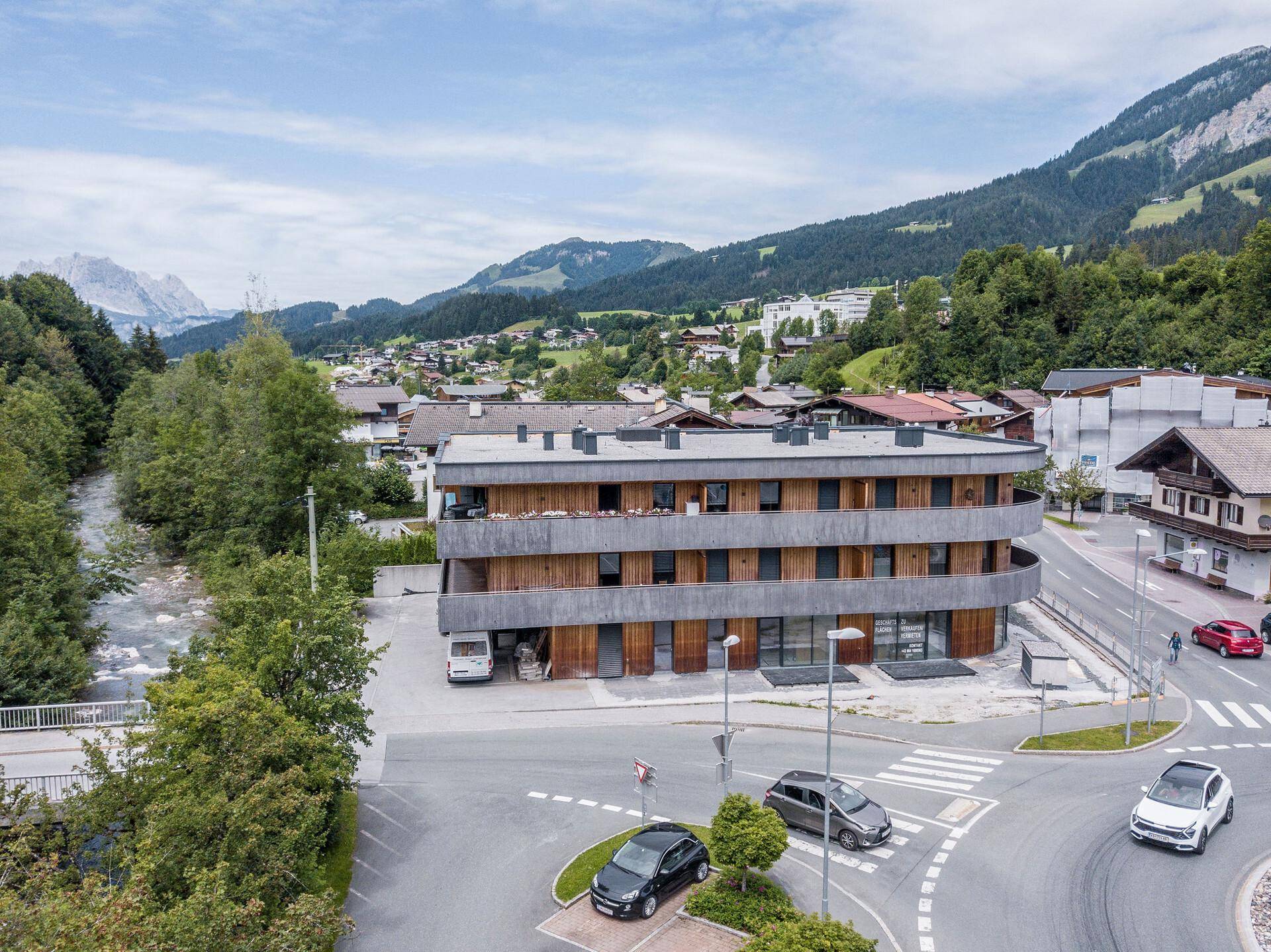 ©defrancesco_photography_FellerImmoWohnungFieberbrunnHausKreisverkehr-1
