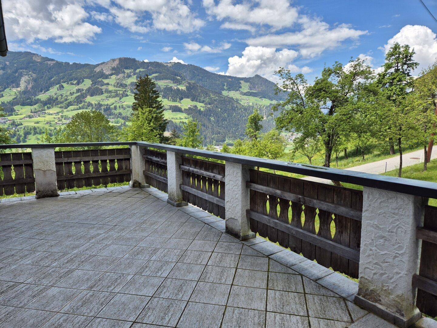 Nordterasse mit Aussicht