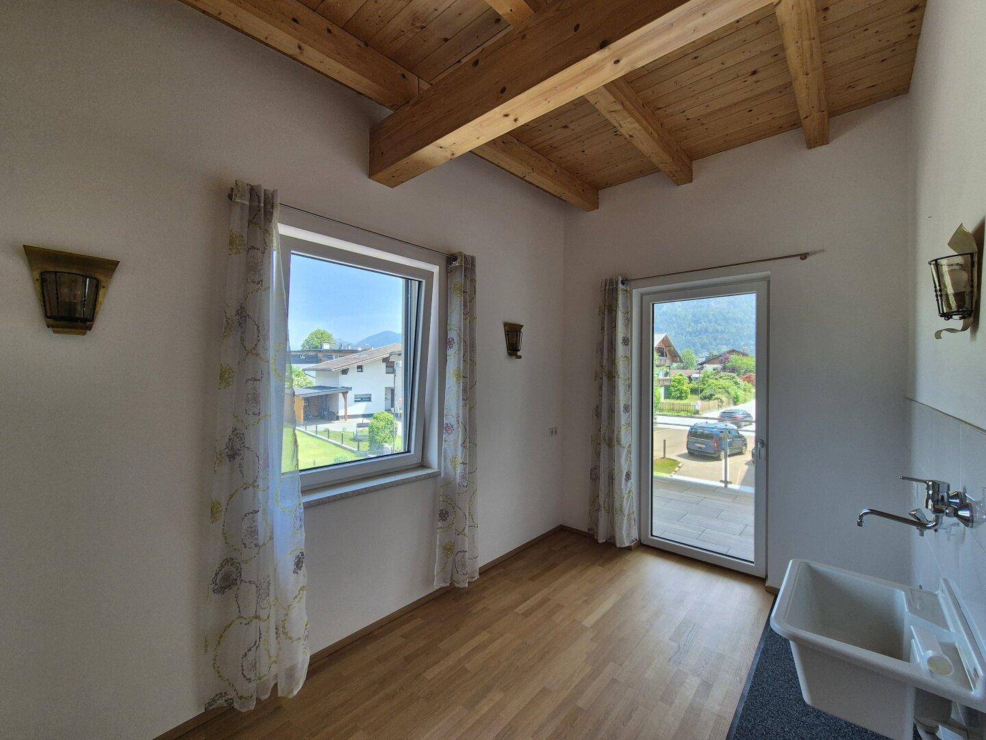 OG KInderzimmer mit Ostbalkon