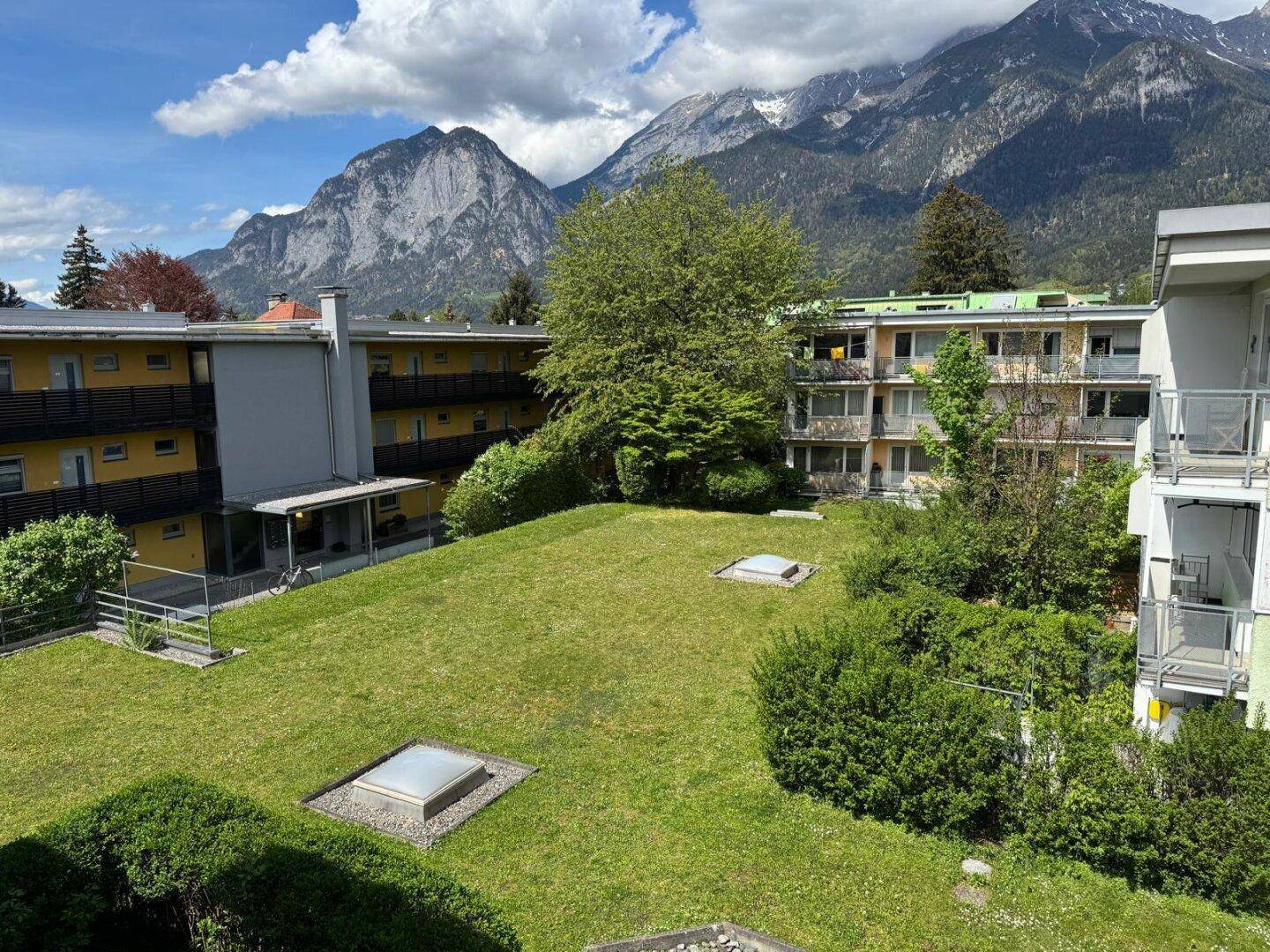 Blick in den Hof und Nordkette