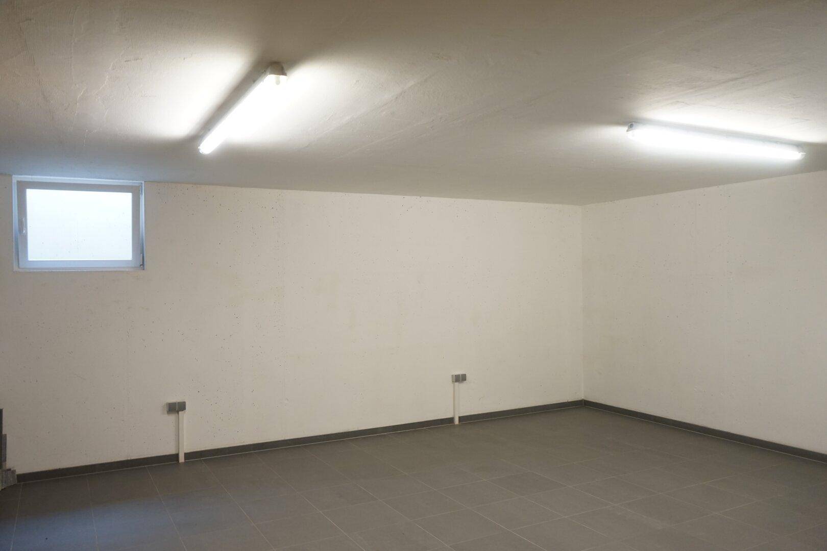 Kellerraum mit ca. 30 m²