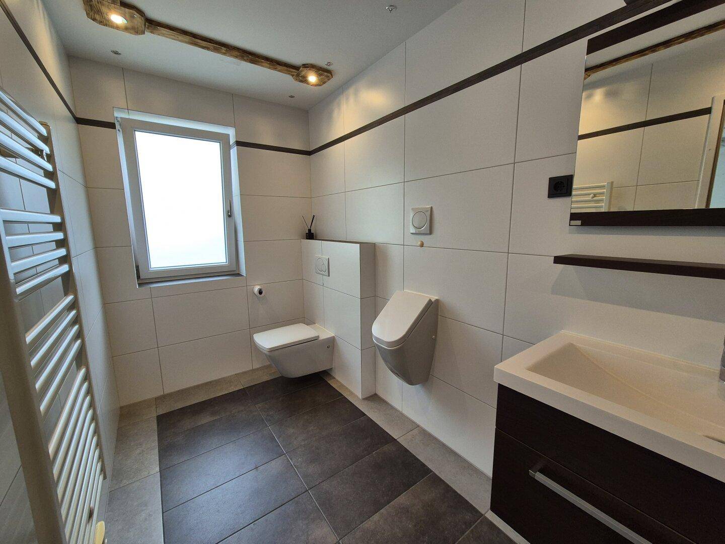 EG Badezimmer mit WC