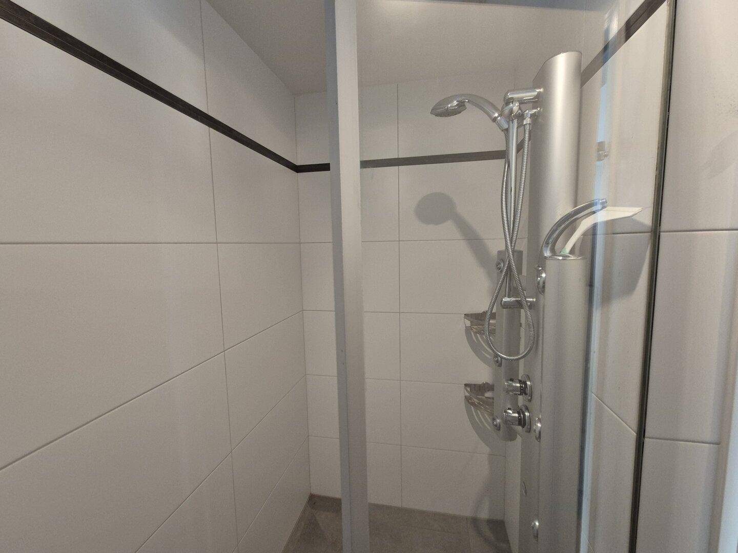 EG-Dusche