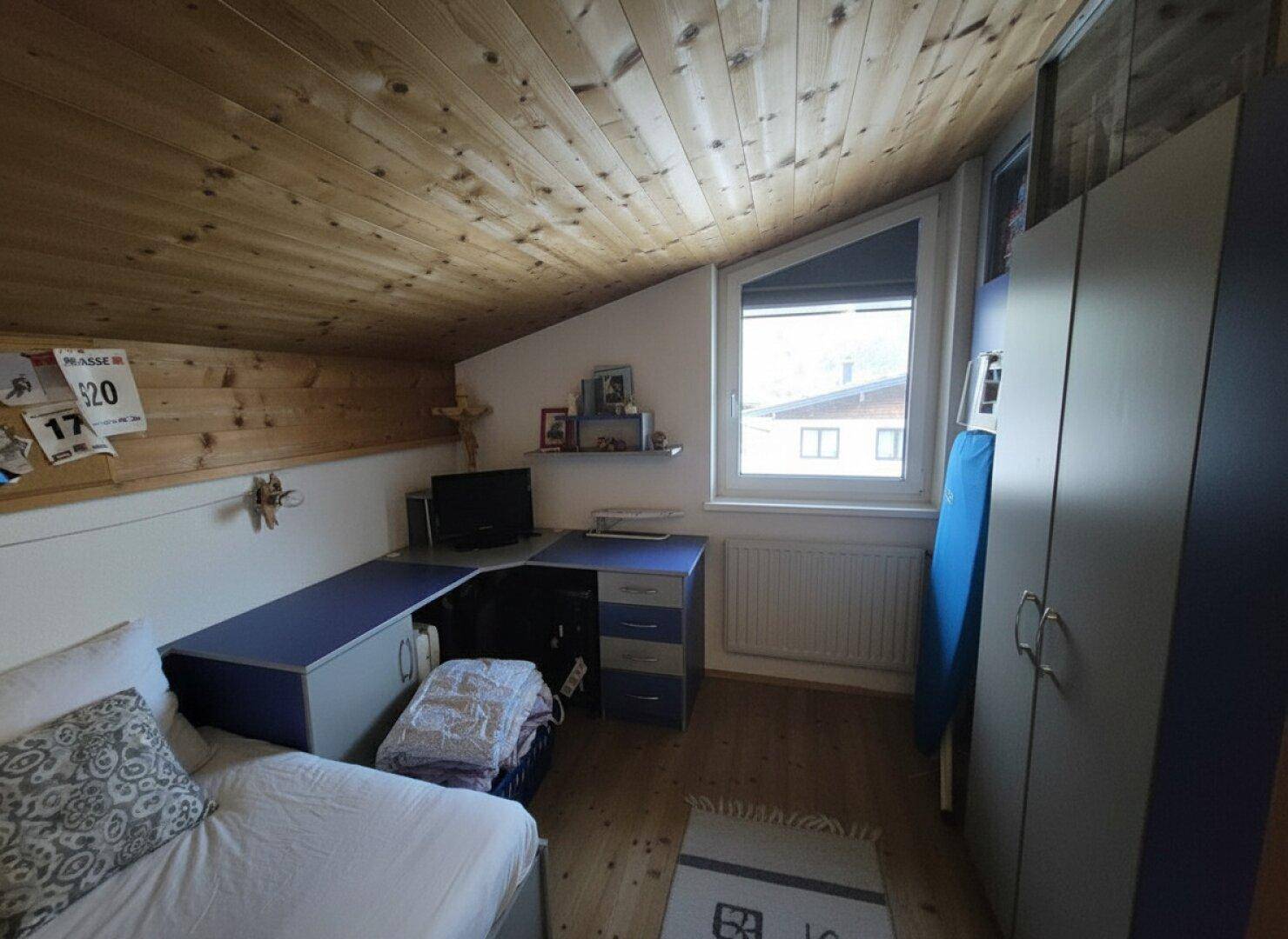 Schlafzimmer 3