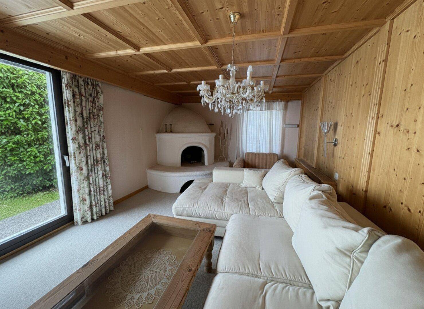Renovierungsbedürftiger Bungalow in Südhanglage mit Traumaussicht - Mehr