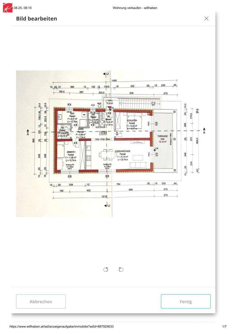Detaillierter Grundriss einer Wohnung mit offenem Wohn-Essbereich, Schlafzimmern und Terrasse.