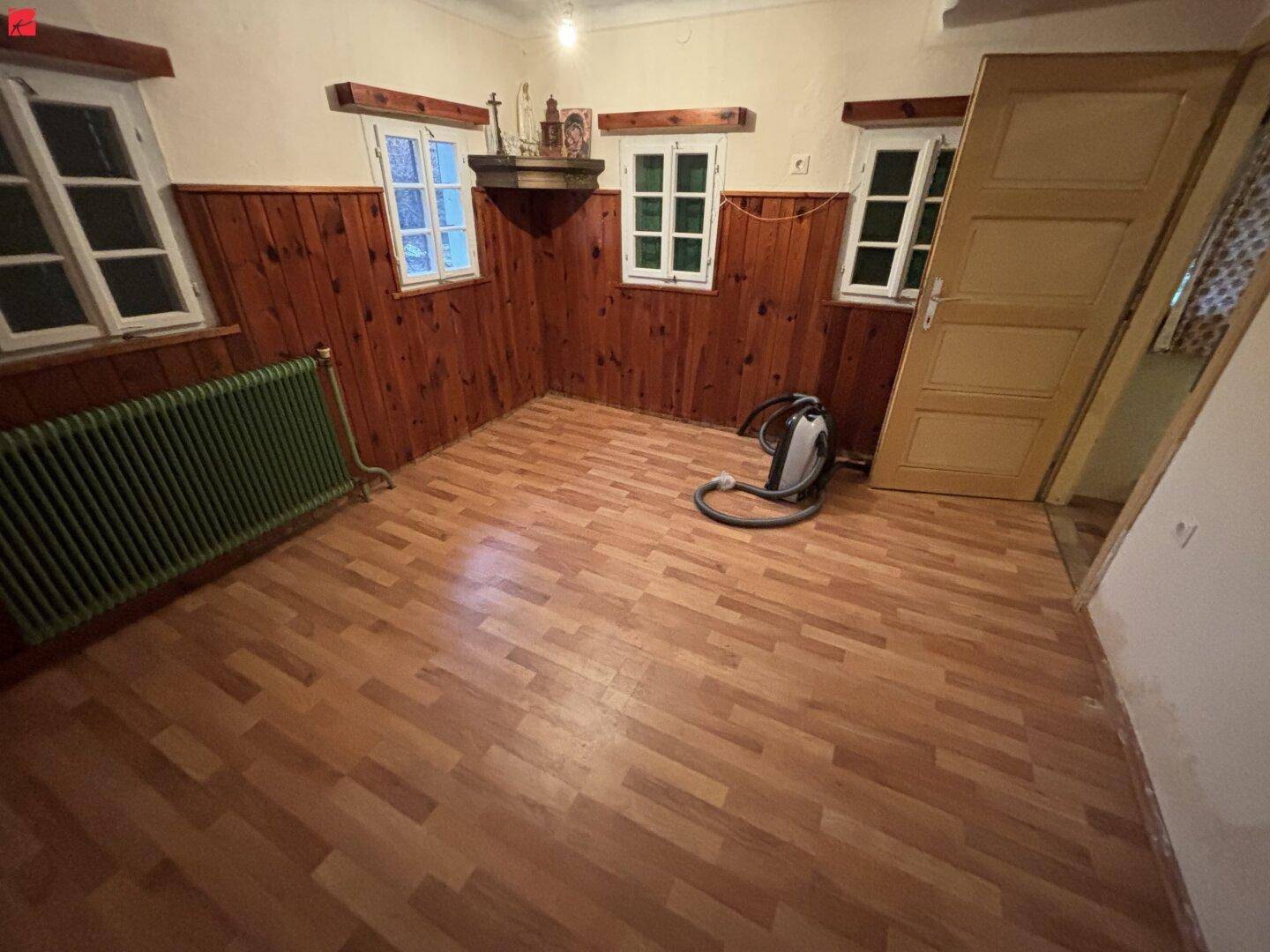 Ihre Ferienimmobilie mit großzügigen Wiesen- &amp; Waldflächen - More