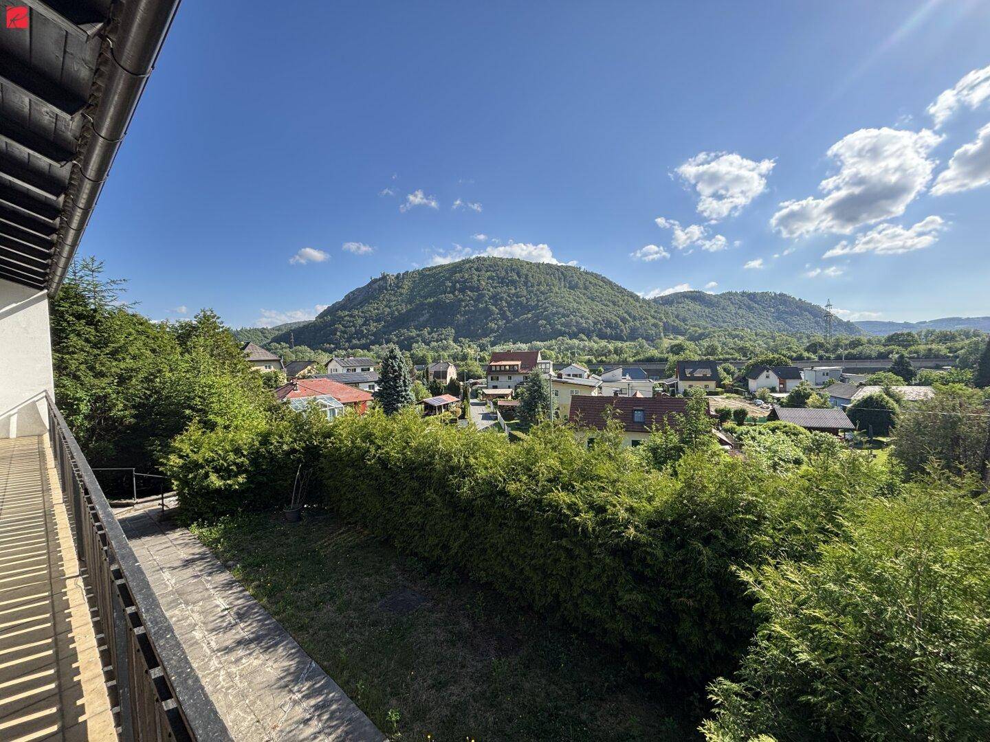 Sanierungsbedürftiges Haus mit Traumaussicht - Ansicht 2