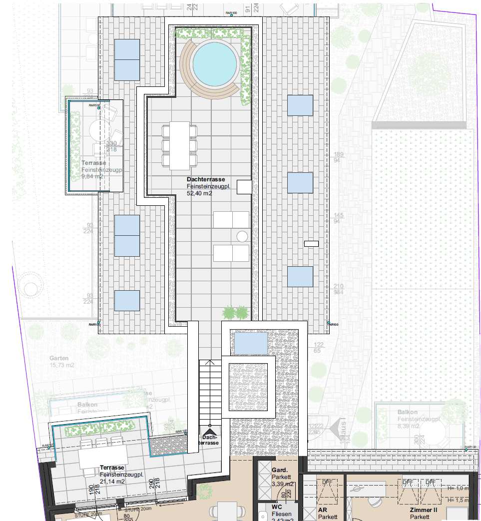 Grundriss der oberen Etage mit Dachterrasse und Whirlpool.
