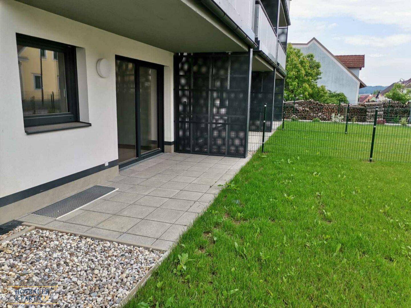 Erstbezug - 1-Zimmer-Gartenwohnung mit PKW-Abstellplatz - Mehr