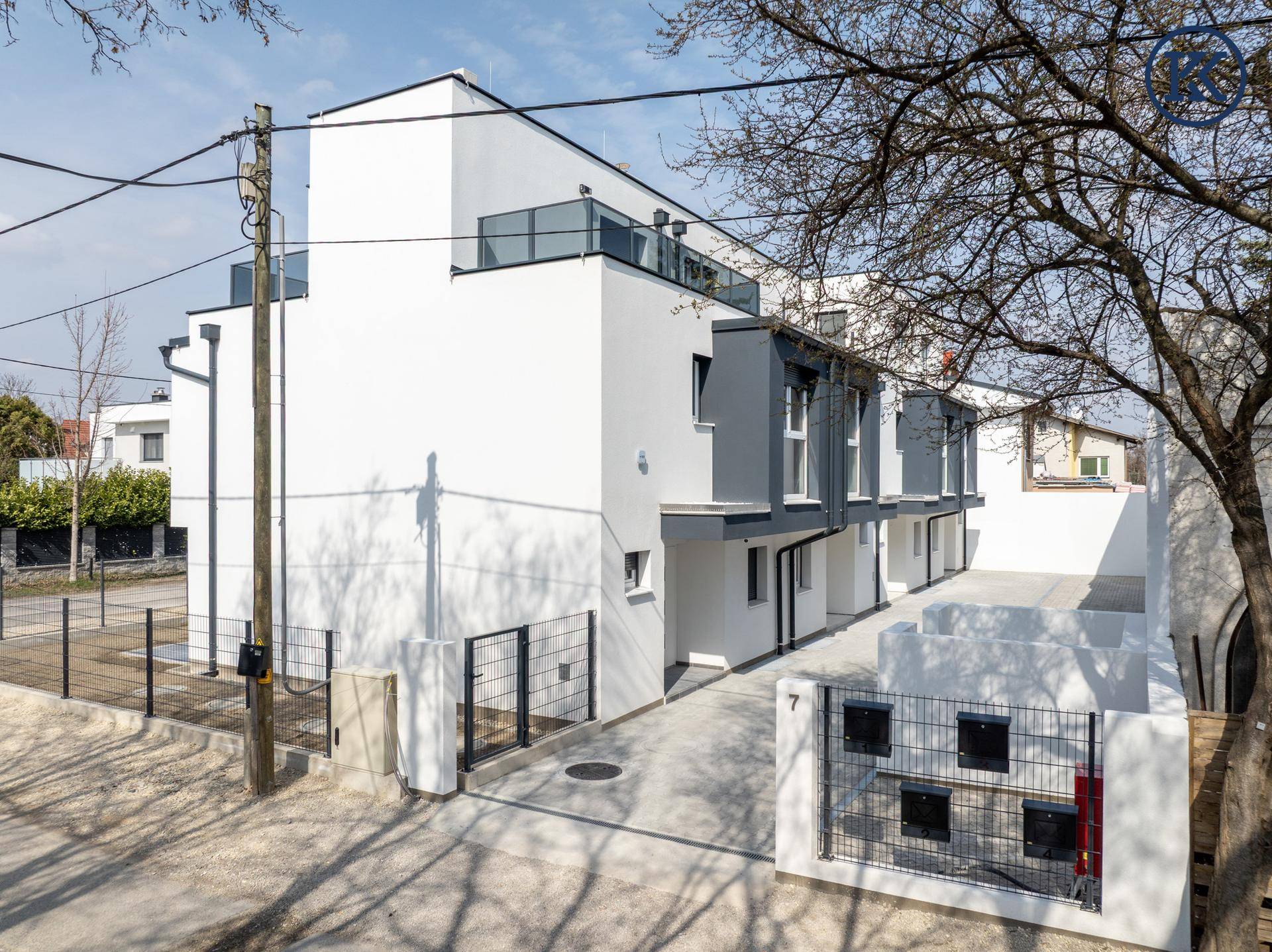 Gebäude