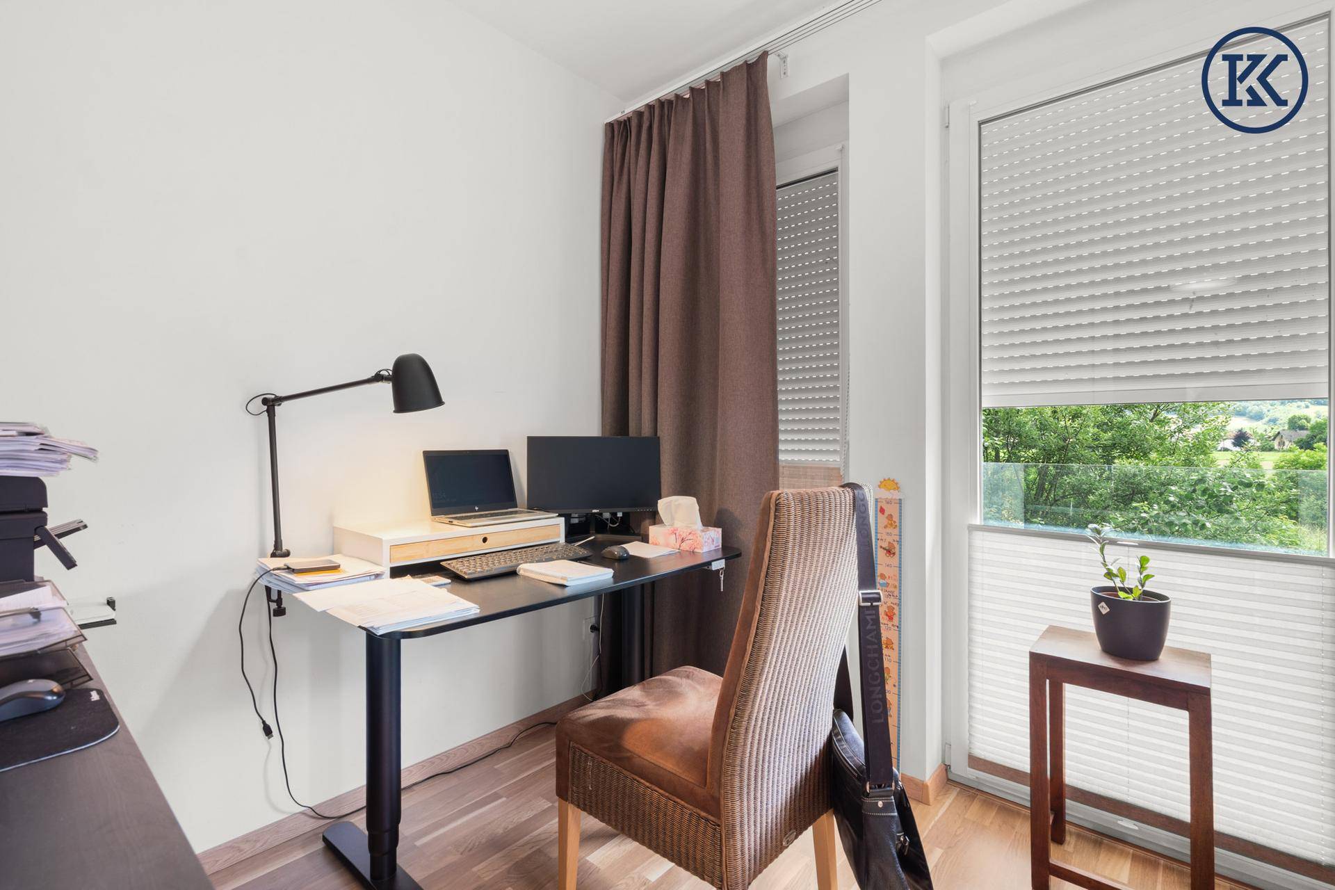 Büro
