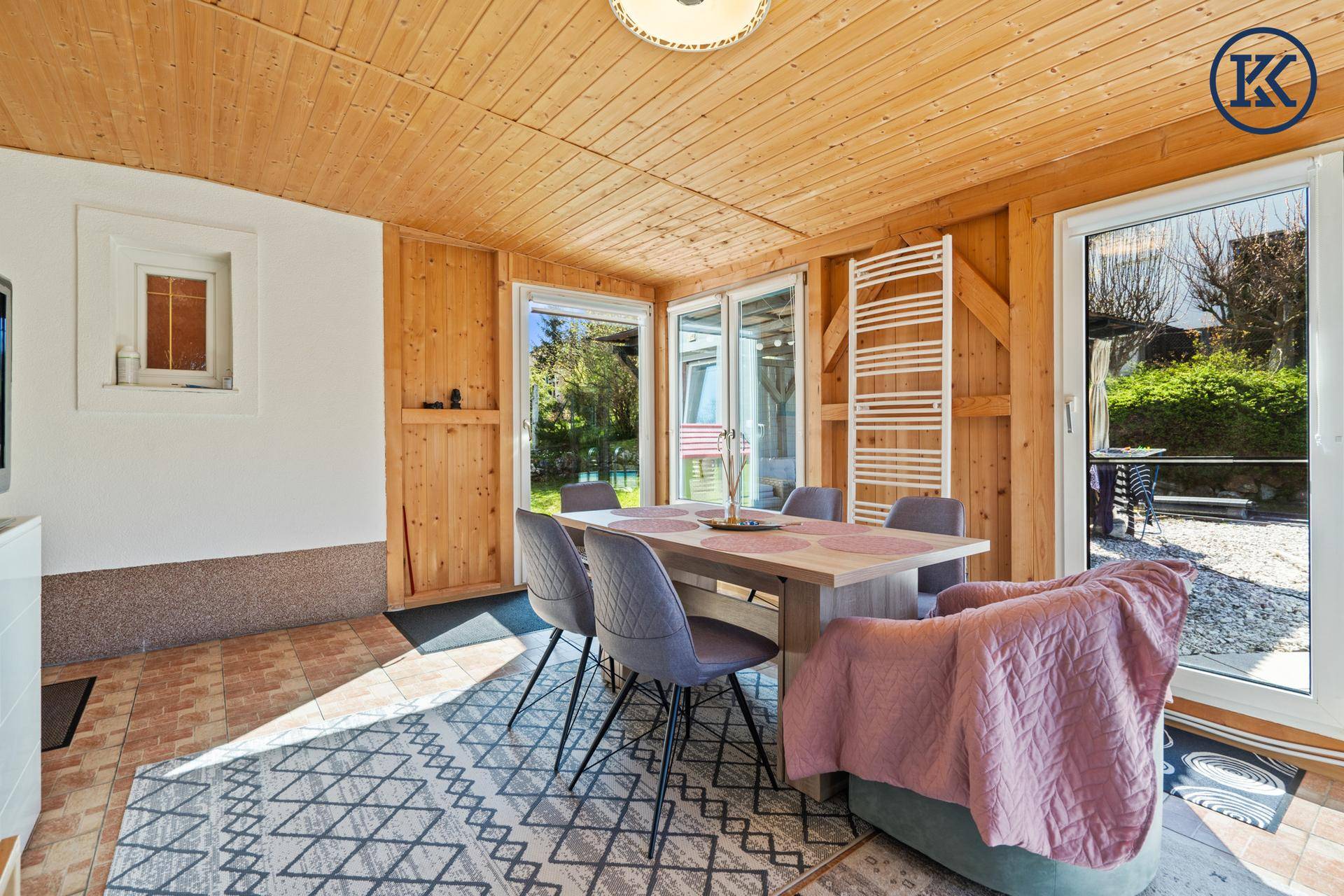 Wohnzimmer 1.2
