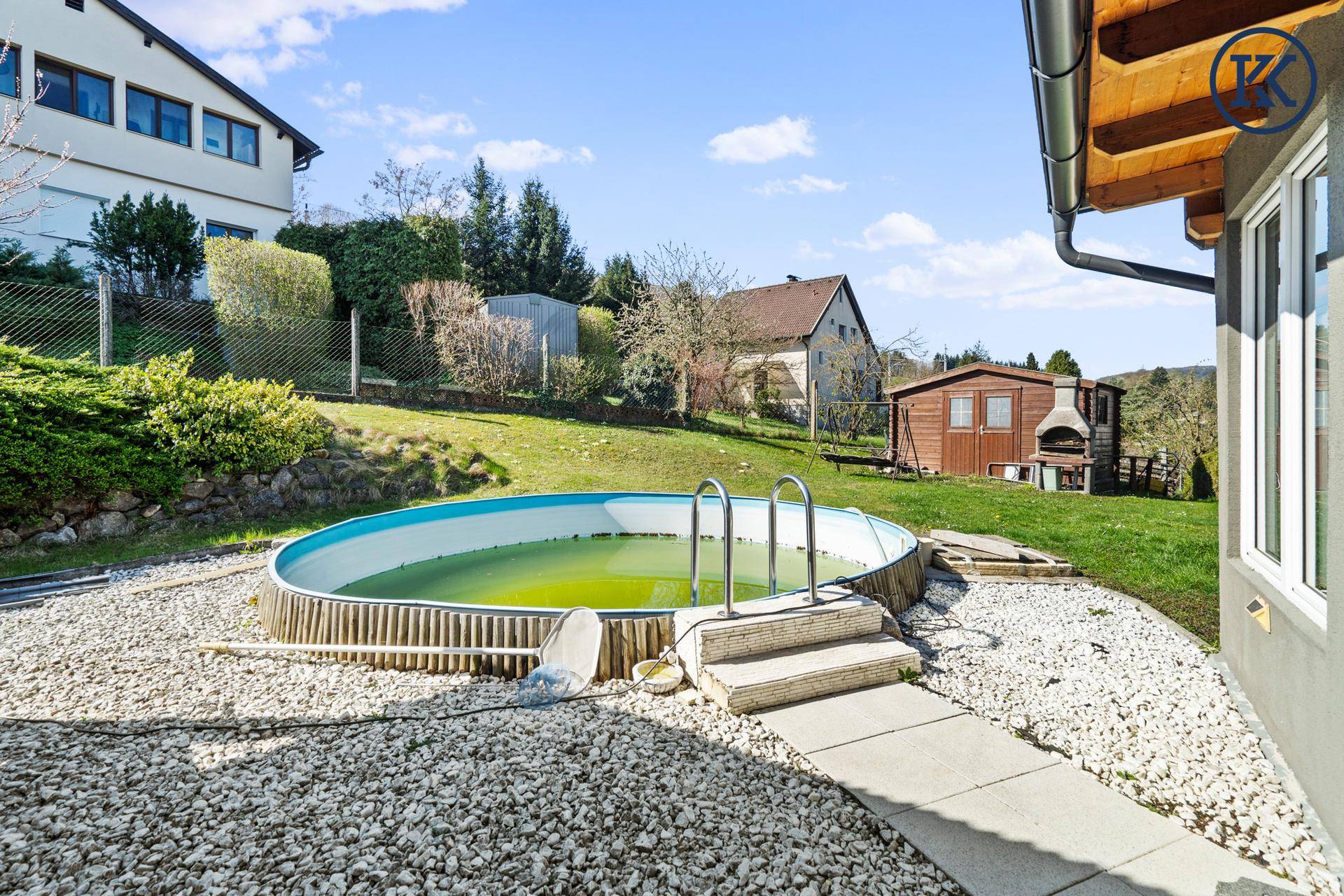 Pool 1