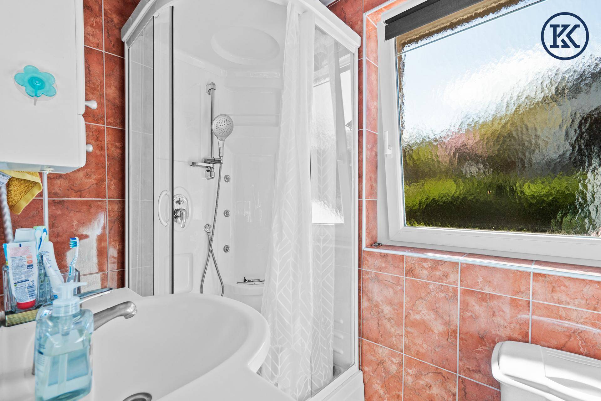 Badezimmer 1