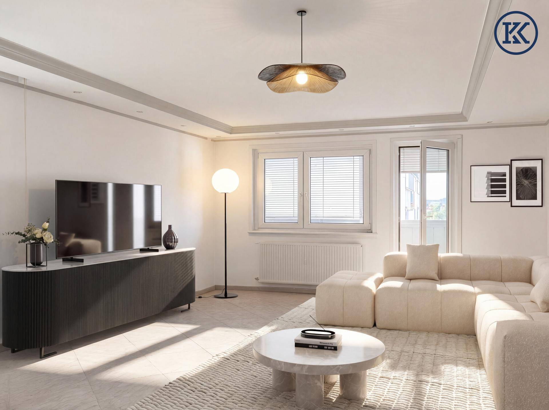 Modern inszeniertes Wohnzimmer mit heller Couch und stilvoller Beleuchtung.