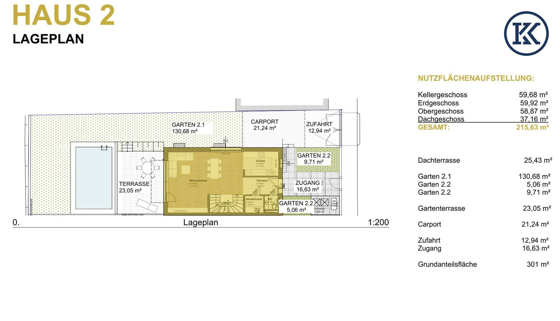 Übersichtlicher Lageplan des Hauses 2 mit großem Garten, Terrasse, Pool und Carport.