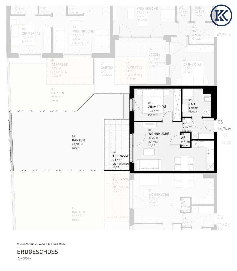 Grundriss des Erdgeschosses mit Schlafzimmer, offener Wohnküche, Bad, Terrasse und Garten.