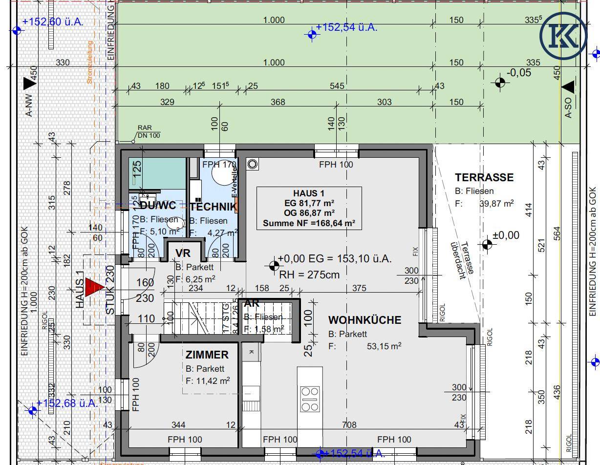 Grundriss des Erdgeschosses mit Wohnküche, Zimmer und Terrasse, Gesamtfläche 81,77 m².