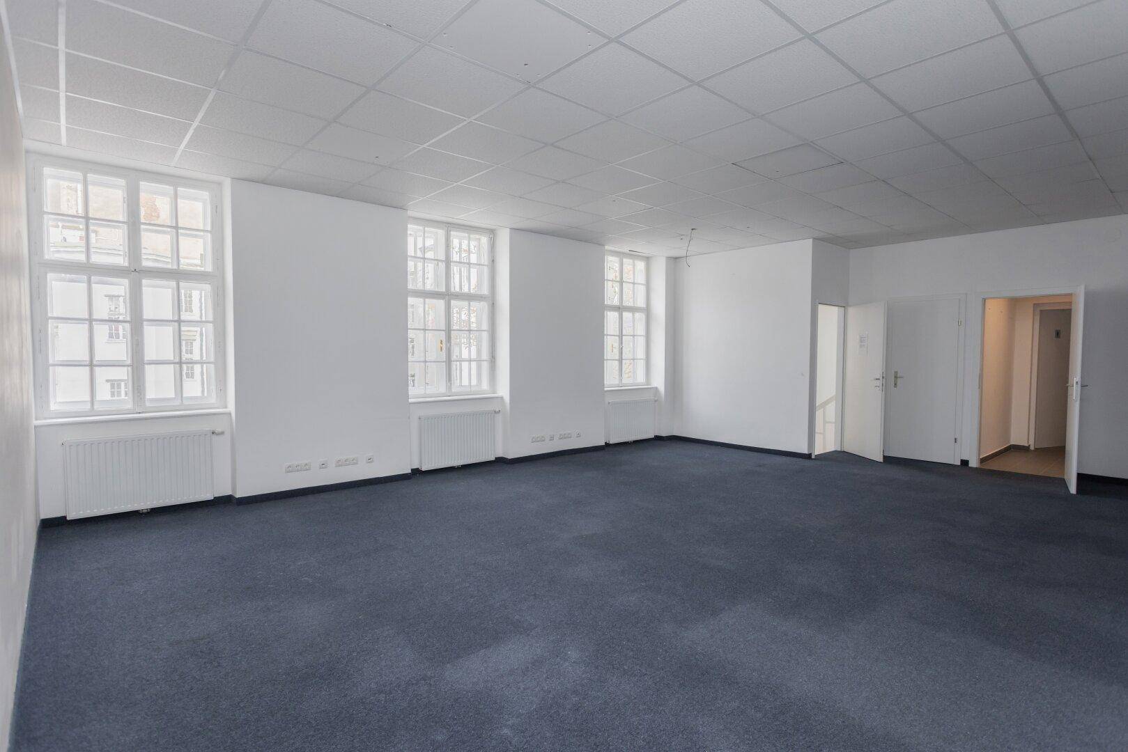 Großzügige Bürofläche mit Loft-Charakter nahe Hauptbahnhof - Ansicht 2