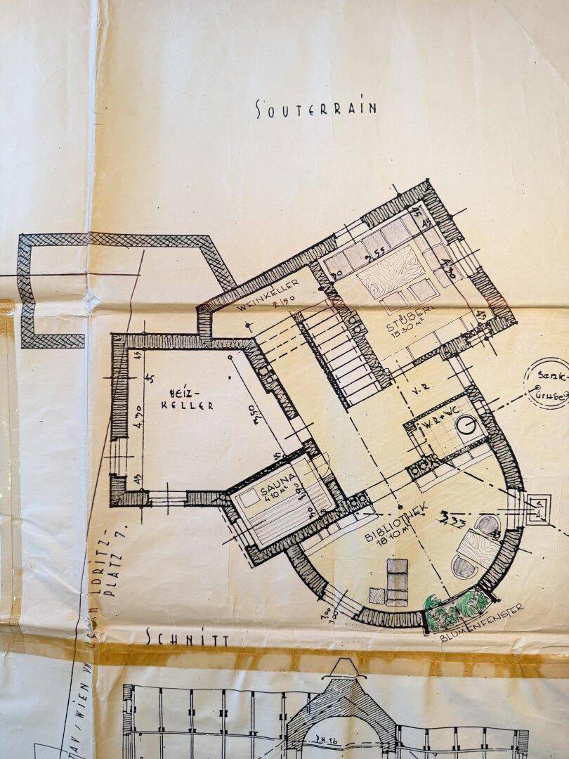 Historischer Grundriss des Souterrains mit Weinkeller, Heizkeller, Sauna und Bibliothek.
