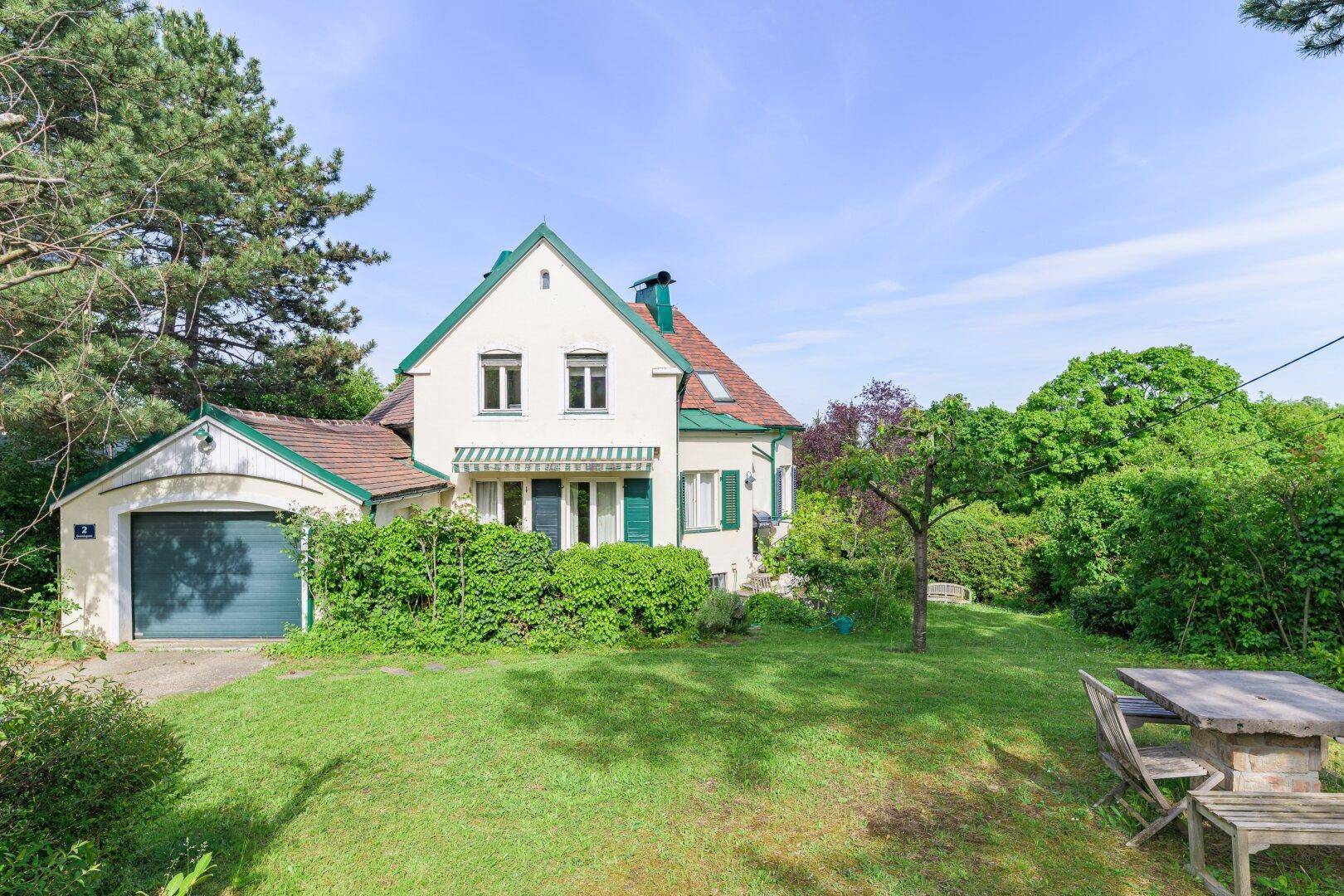 Stillvolle Villa in Hietzings Grünruhelage – Nähe Lainzer Tiergarten - Mehr