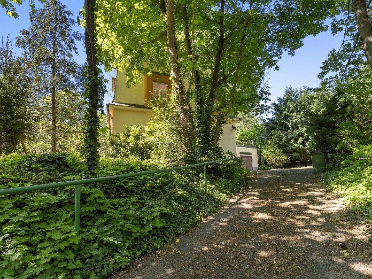 Stilvolle Einfamilienvilla am Fuße des Heubergs - Pogled 4