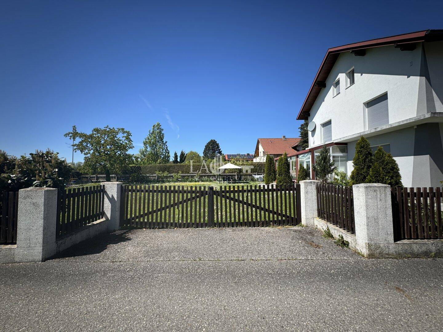 Platz für drei Familien in idyllischer Lage Kirchberg-Thening! - Ansicht 4
