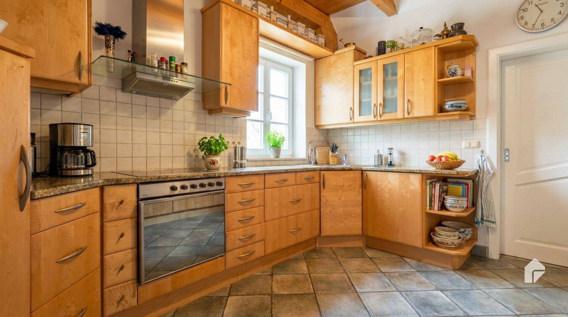 Historisches Wohnhaus im Herzen des Rosentals mit vier Einheiten und Atelier - Ansicht 4