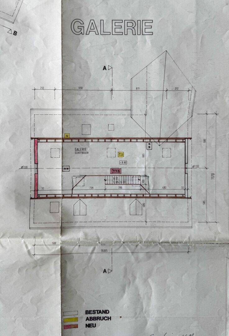 Grundriss der Galerieebene mit offenem Bereich und Treppenzugang.