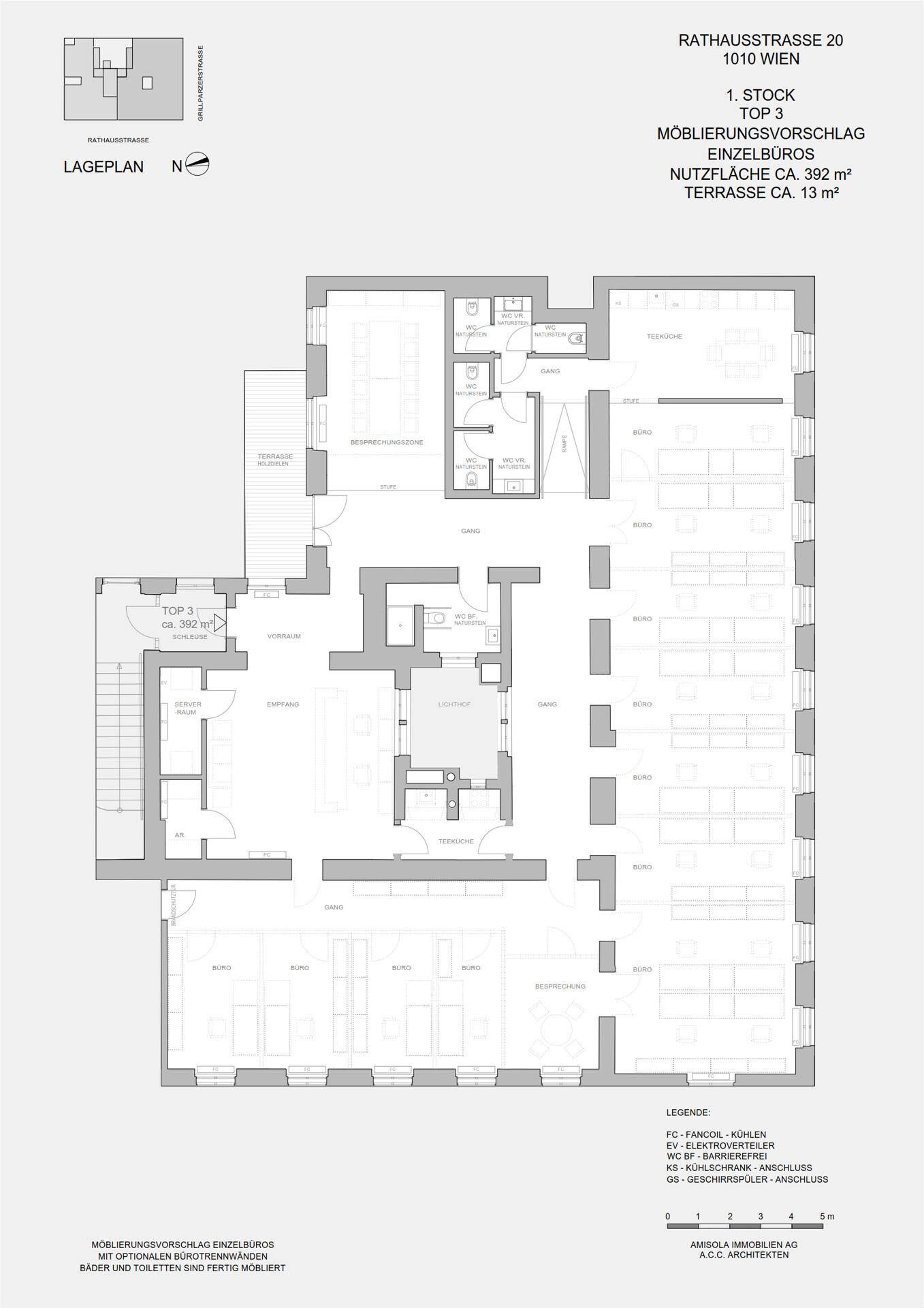 Grundriss für ein Büro im ersten Stock mit offener Raumaufteilung, Balkon und Terrasse.