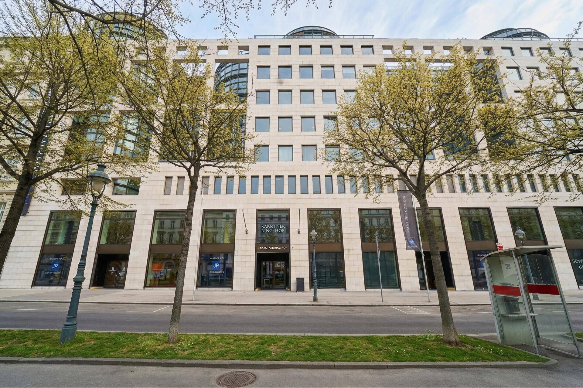Liiketila, 1087 m²