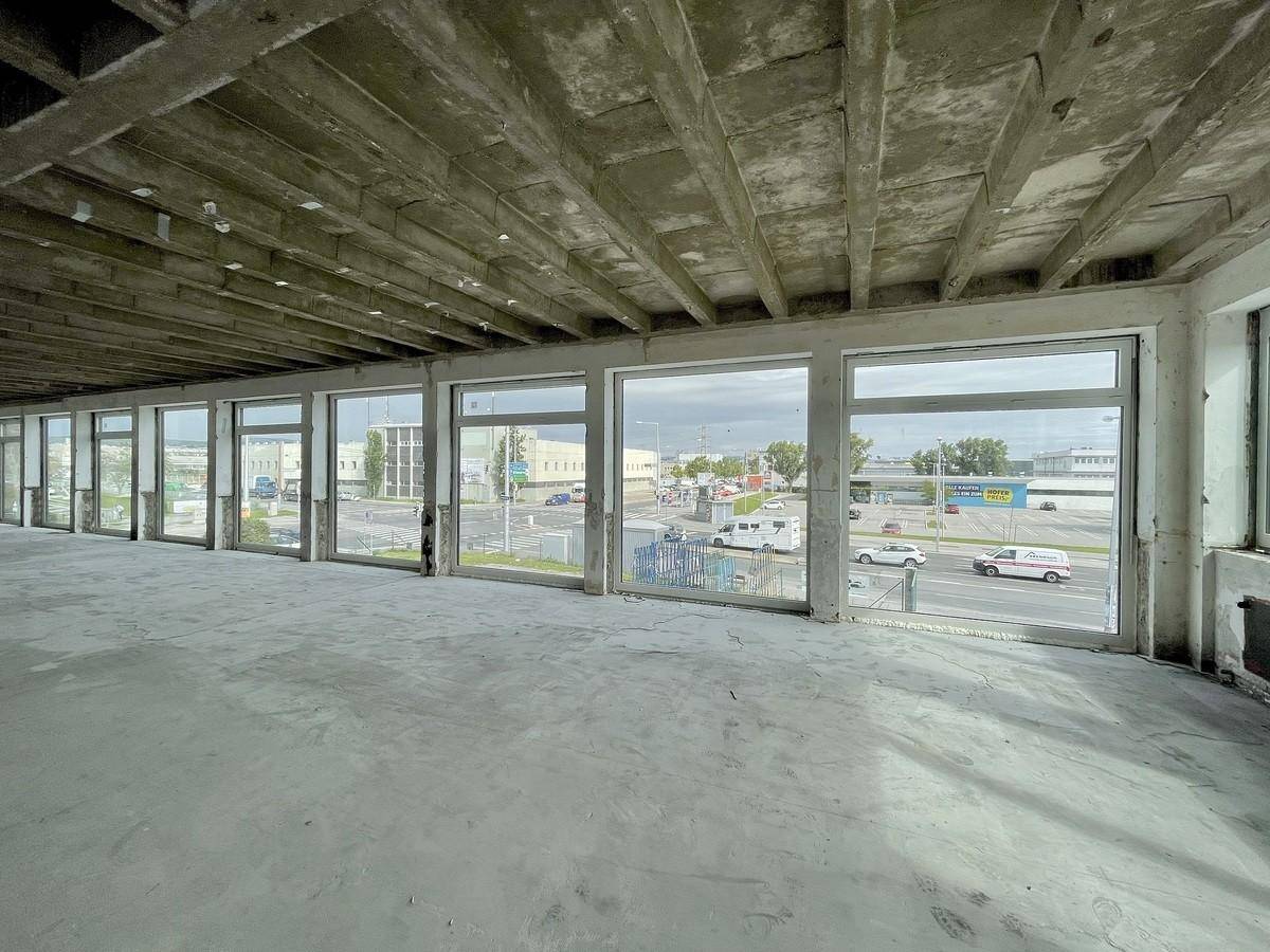 Showroom 400m² im Edelrohnbau