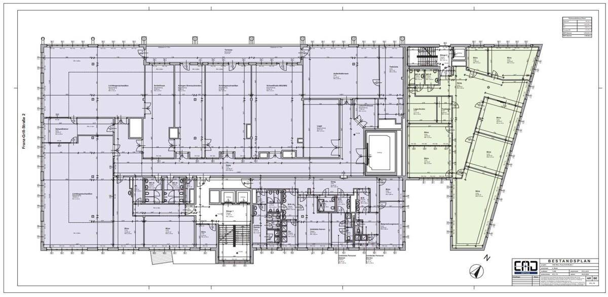 Übersichtlicher Grundrissplan eines Gebäudes mit klar definierten Raumstrukturen und Abmessungen.