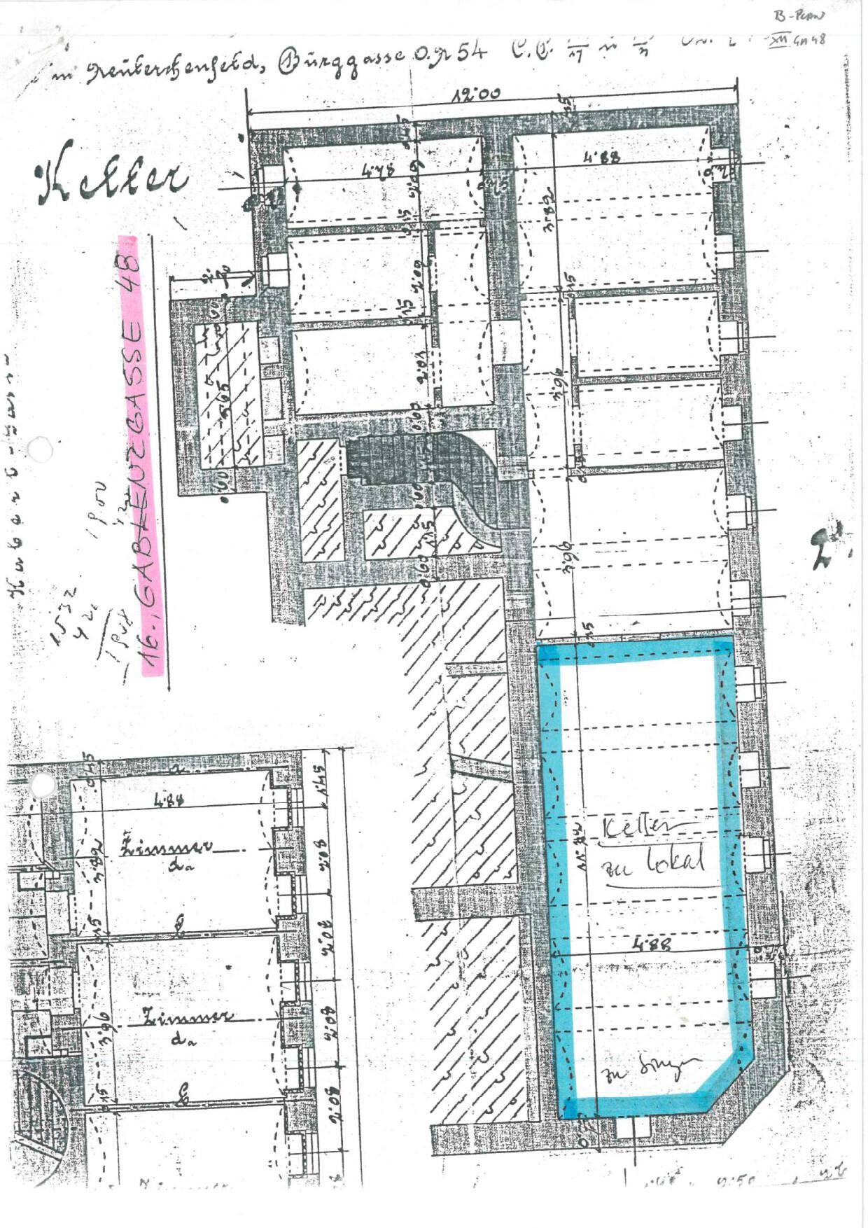 Grundriss des Kellers mit mehreren Räumen und einem hervorgehobenen Bereich für ein Kellerlokal.