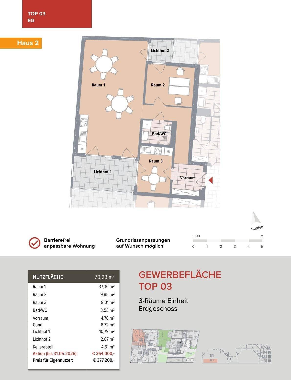 Grundriss der Einheit TOP 03 im Erdgeschoss mit drei Räumen, Bad/WC und Lichtschächten für natürliche Belichtung.