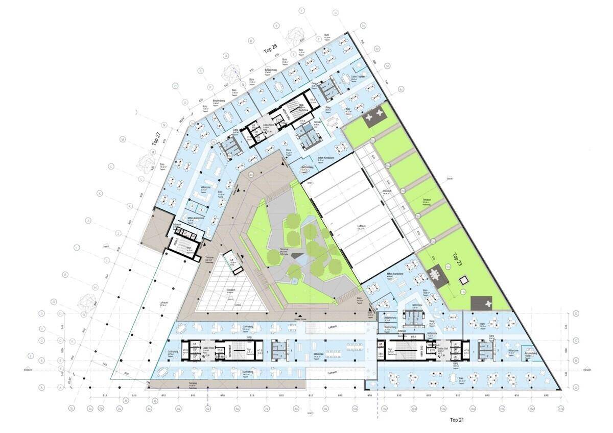 Grundriss einer oberen Etage mit Büroräumen, Besprechungsbereichen und einem Innenhof.