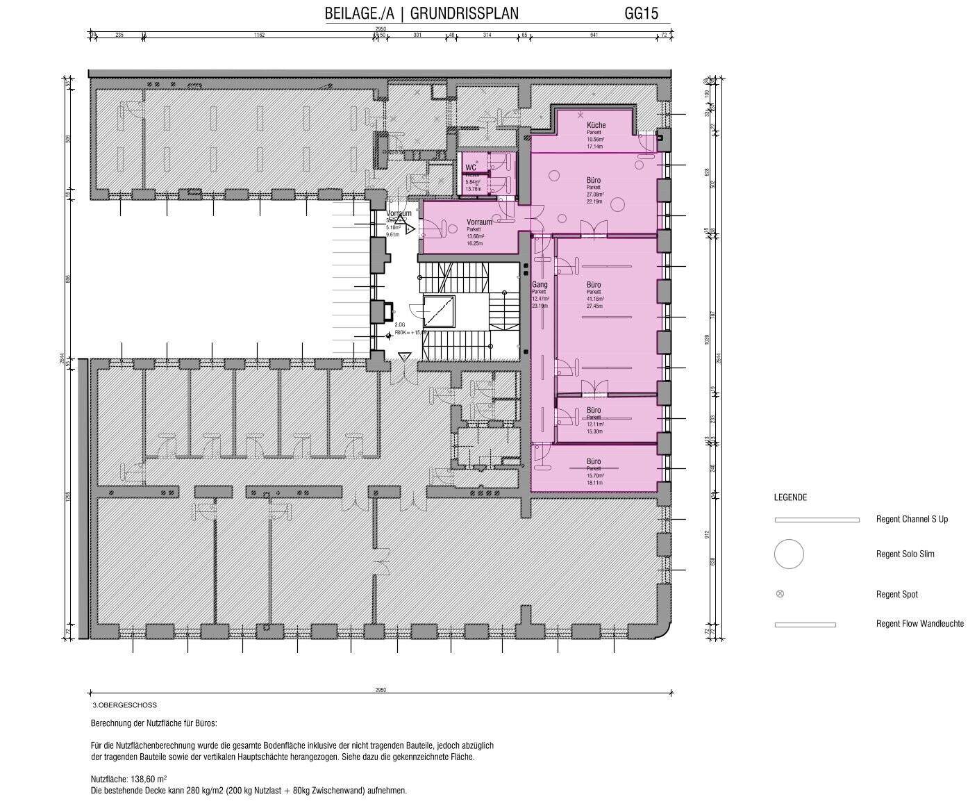 Detaillierter Grundrissplan mit mehreren Büroräumen, Küche und Sanitäranlagen.