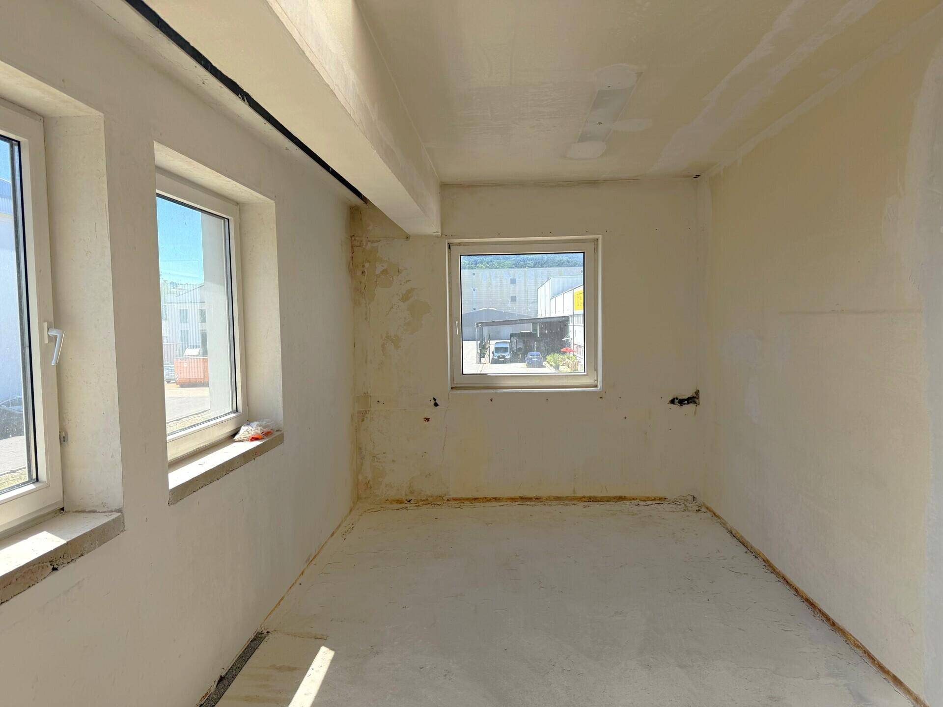 Büro (vor Sanierung)