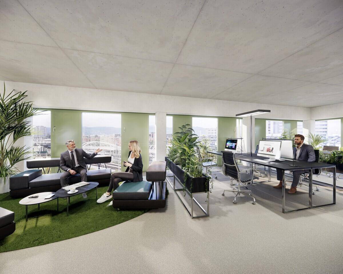 Modernes Großraumbüro mit ergonomischen Arbeitsplätzen, bequemen Sitzgelegenheiten und viel Grünpflanzen.