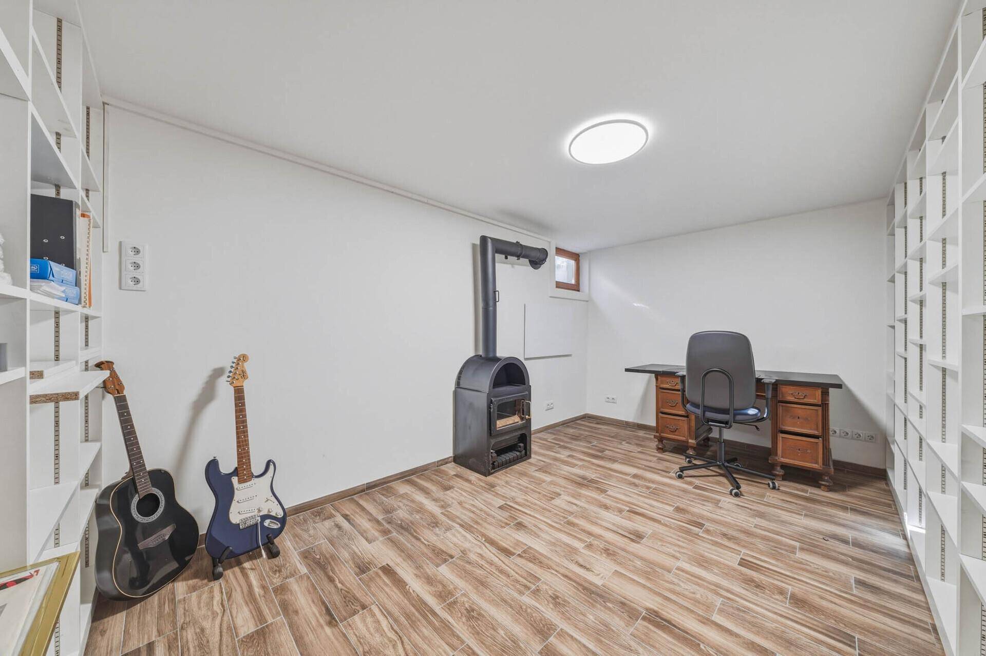 Arbeitszimmer UG