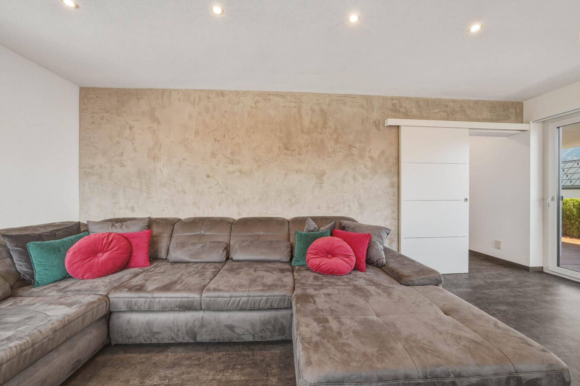 Wohnrarität in Mieming! Modernes Zweifamilienhaus mit Pool, Garten &amp; Panoramablick in Bestlage - Ansicht 4