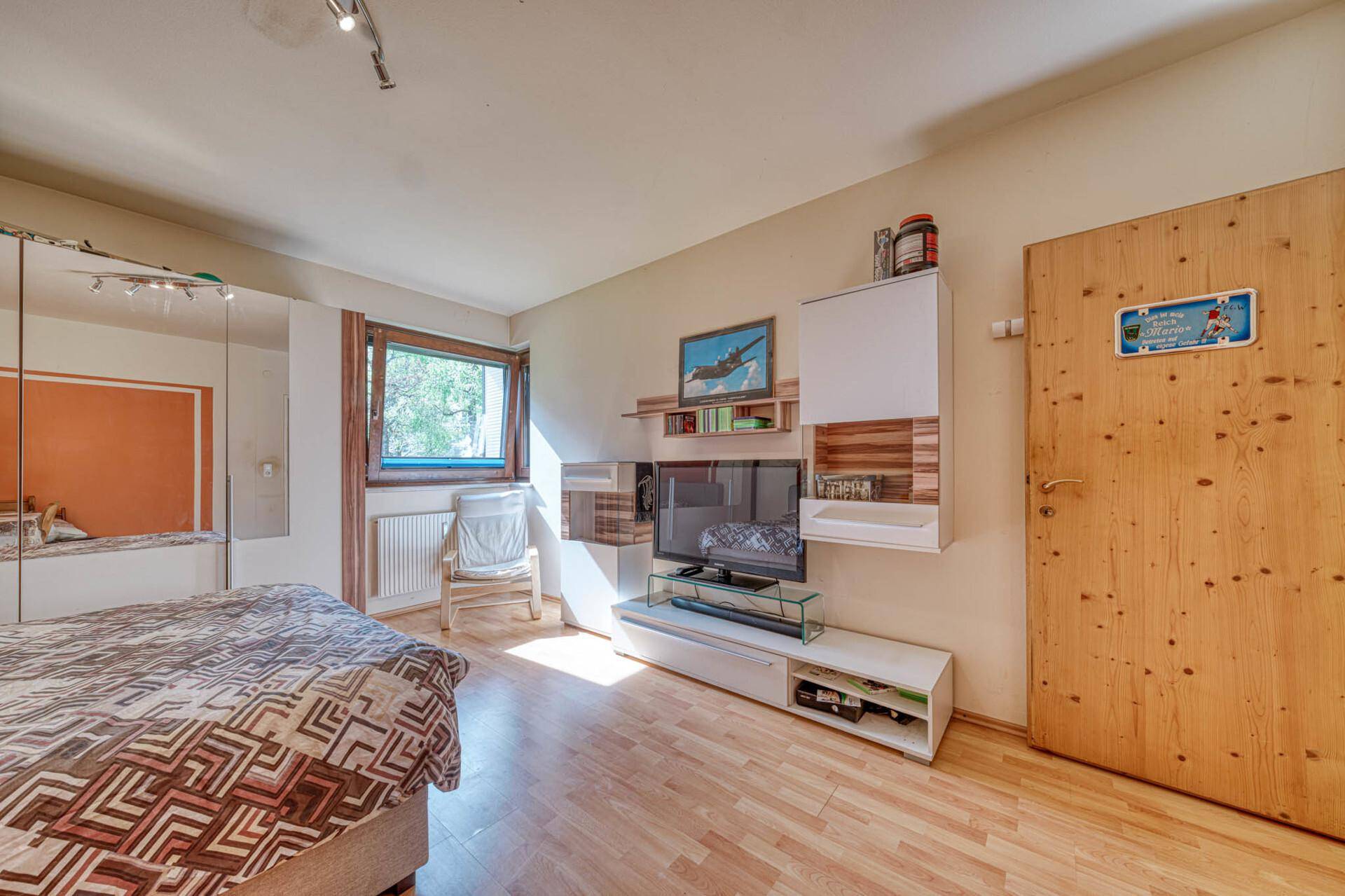 Schlafzimmer 2