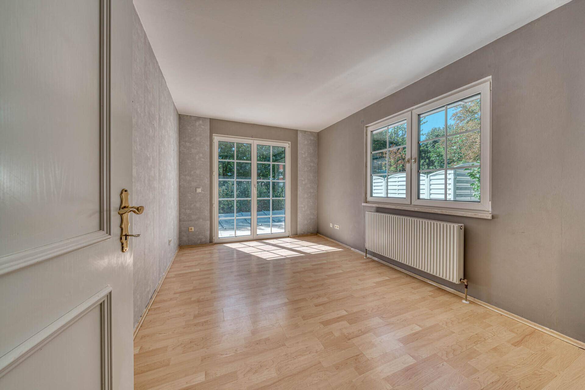 Schlafzimmer 1