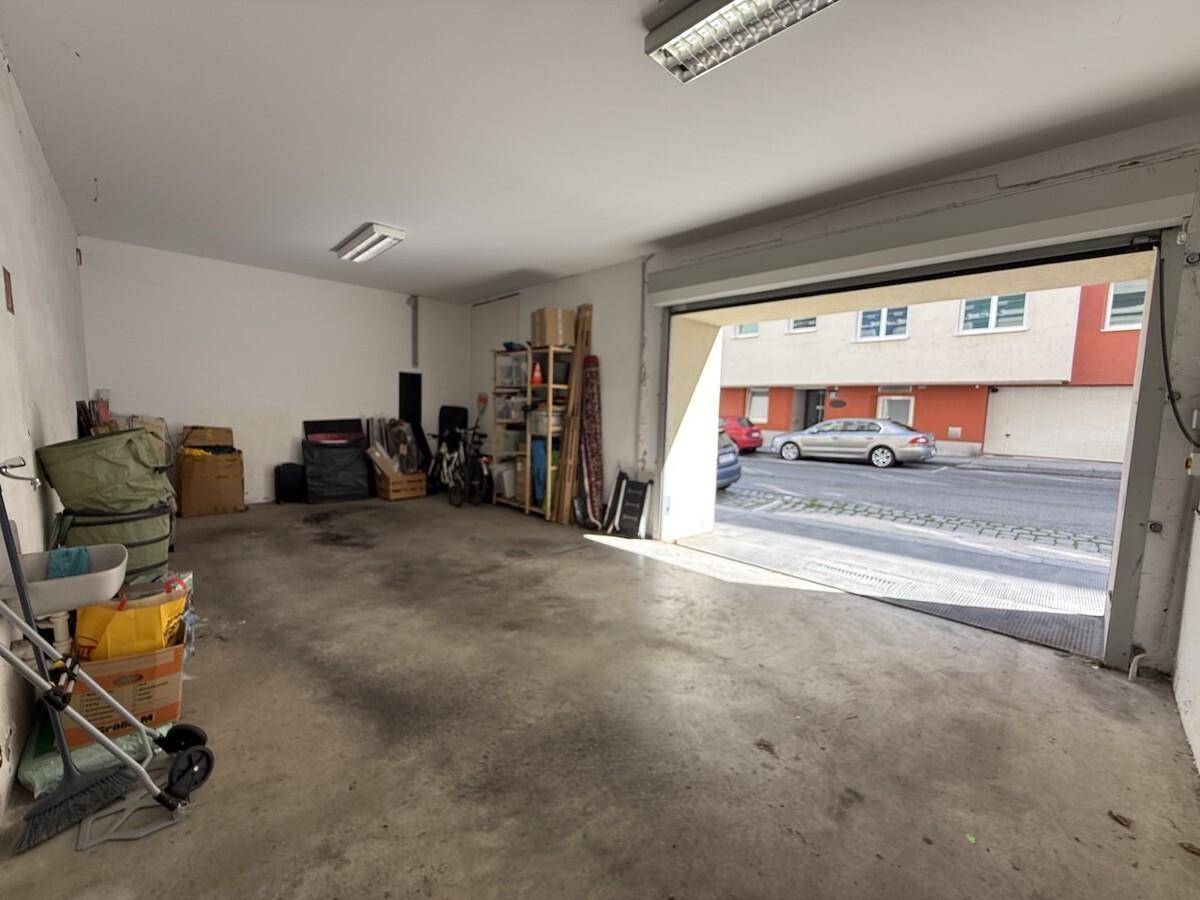 Garage9