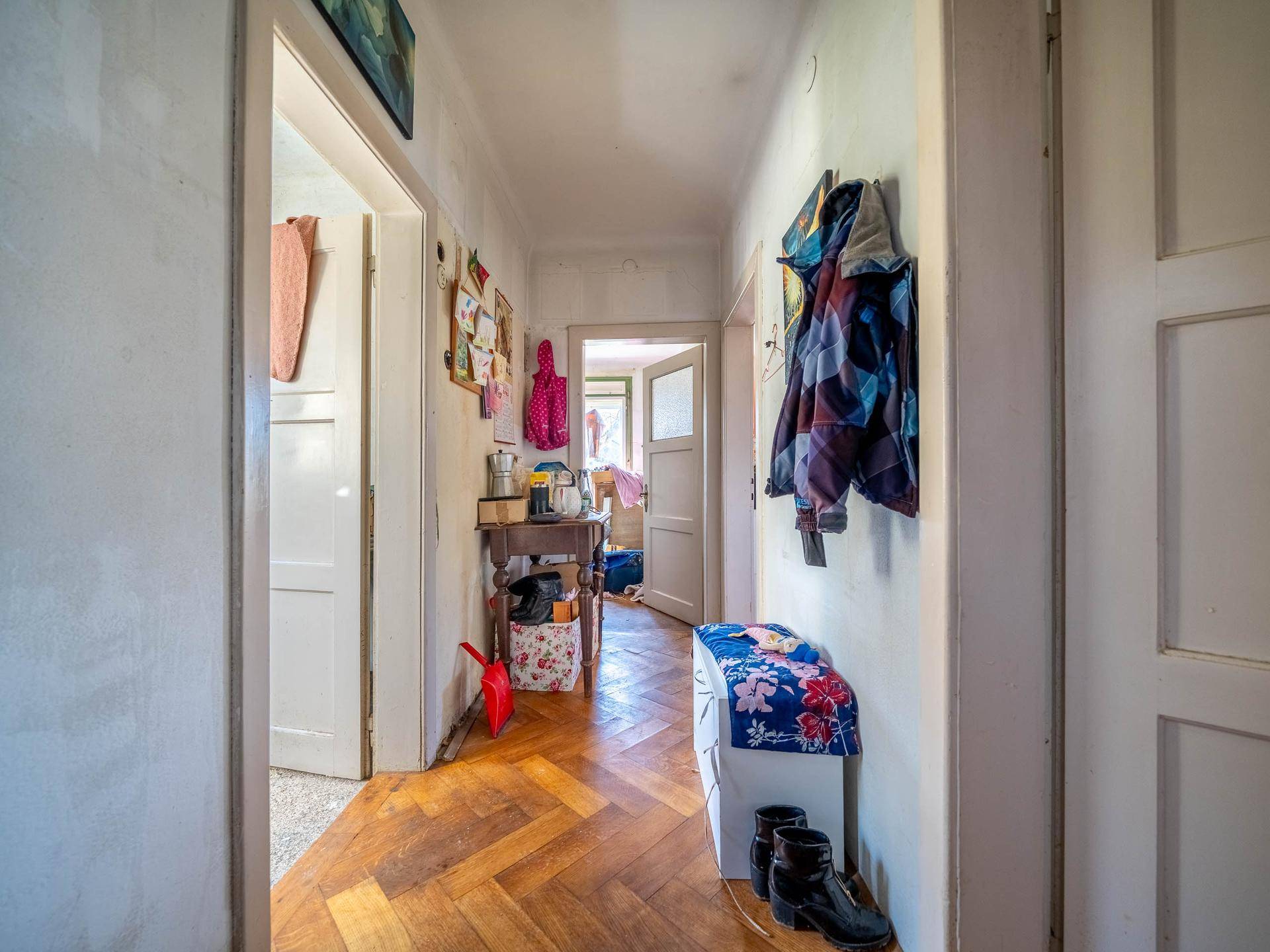 Attraktives Entwicklungsobjekt – optimale Grundlage für Revitalisierung oder Neubau - Ansicht 3