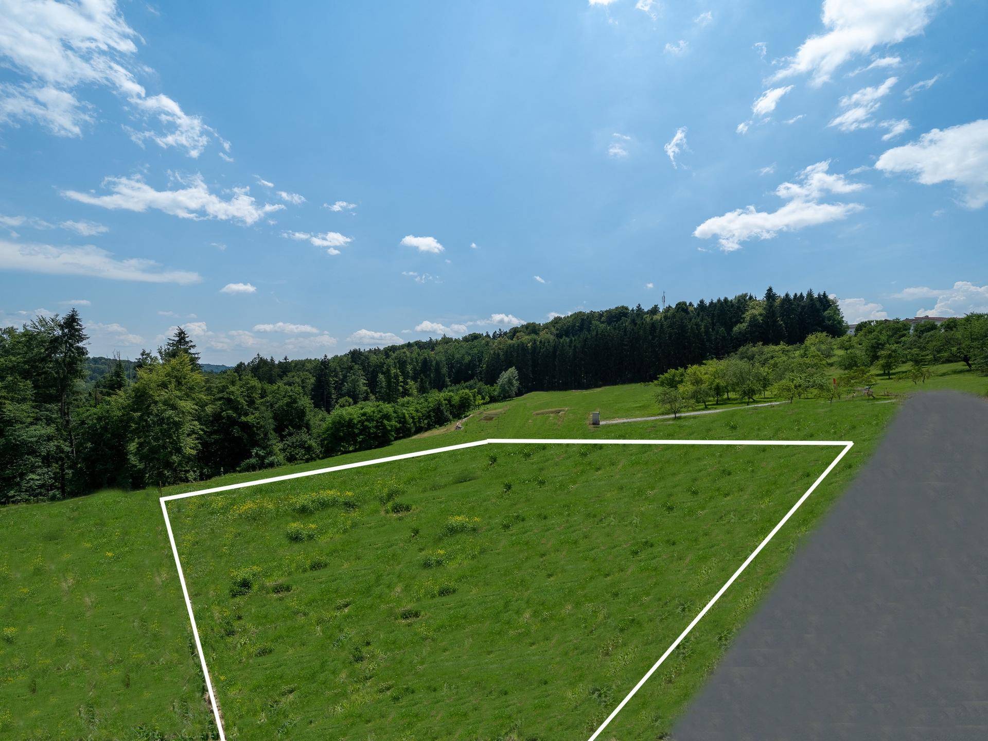 Grundstücksrarität in begehrter Sonnenlage – Exklusives Bauland für höchste Wohnansprüche - Ansicht 3