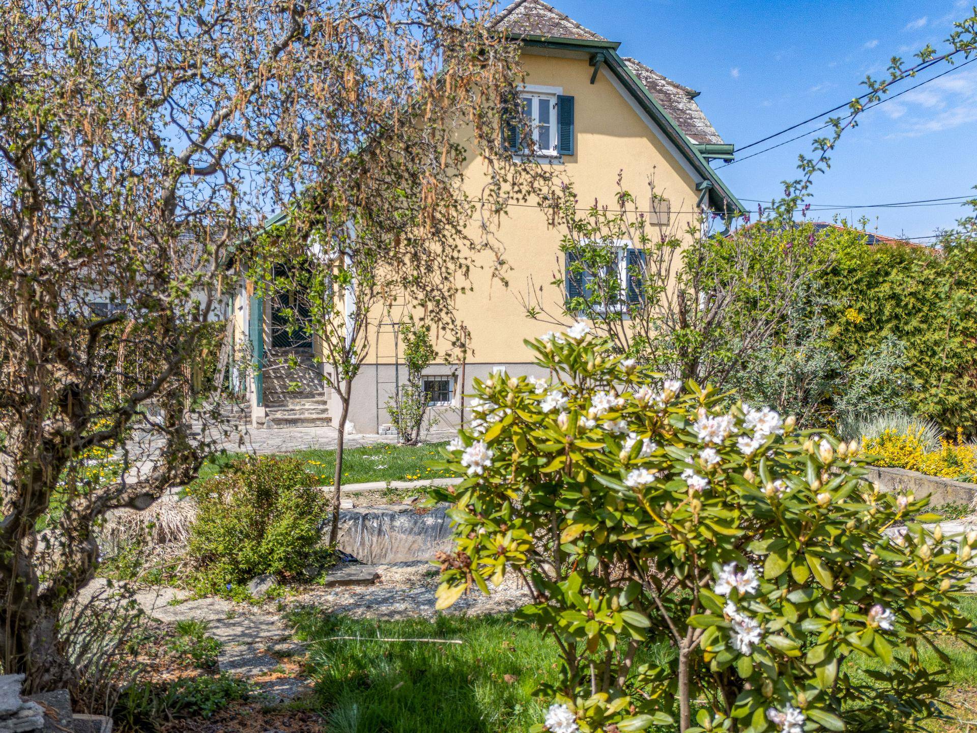 Bezauberndes Einfamilienhaus mit verträumtem Garten in Graz